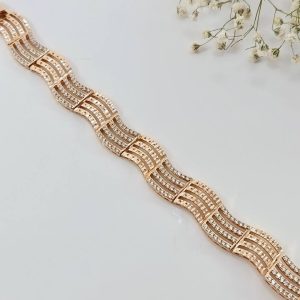 دستبند طرح طلا لاکچری زنانه ds181