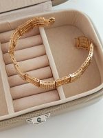 دستبند طرح طلا لاکچری زنانه ds182